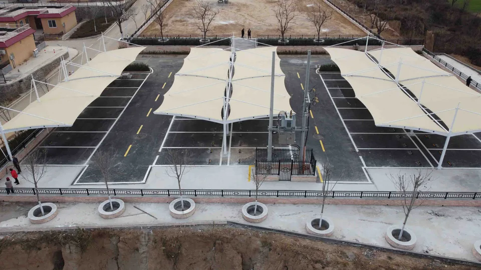 DJI_0418 Overall parking layout with grouped roofs over parking areas