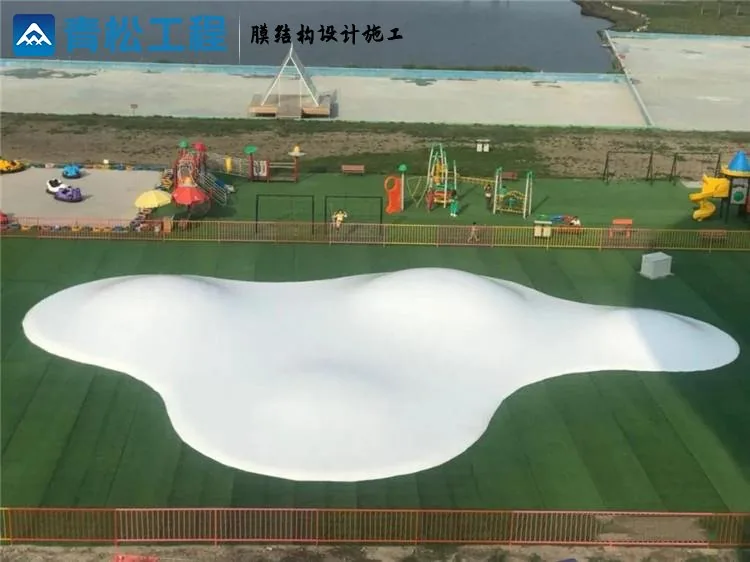 游乐场蹦蹦云相关图片